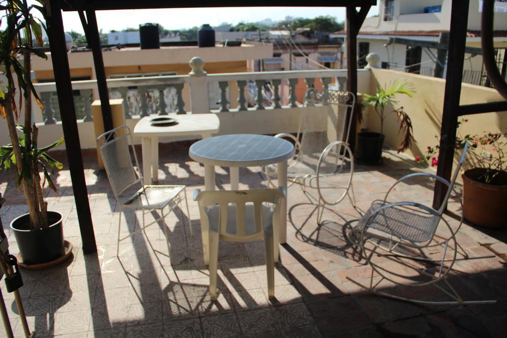 Hostal Condo-Parque Santo Domingo Bagian luar foto
