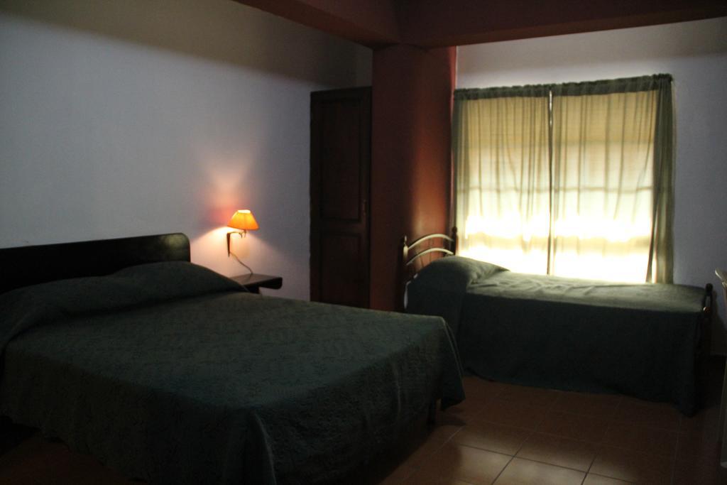 Hostal Condo-Parque Santo Domingo Bagian luar foto