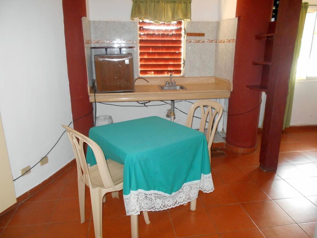 Hostal Condo-Parque Santo Domingo Bagian luar foto