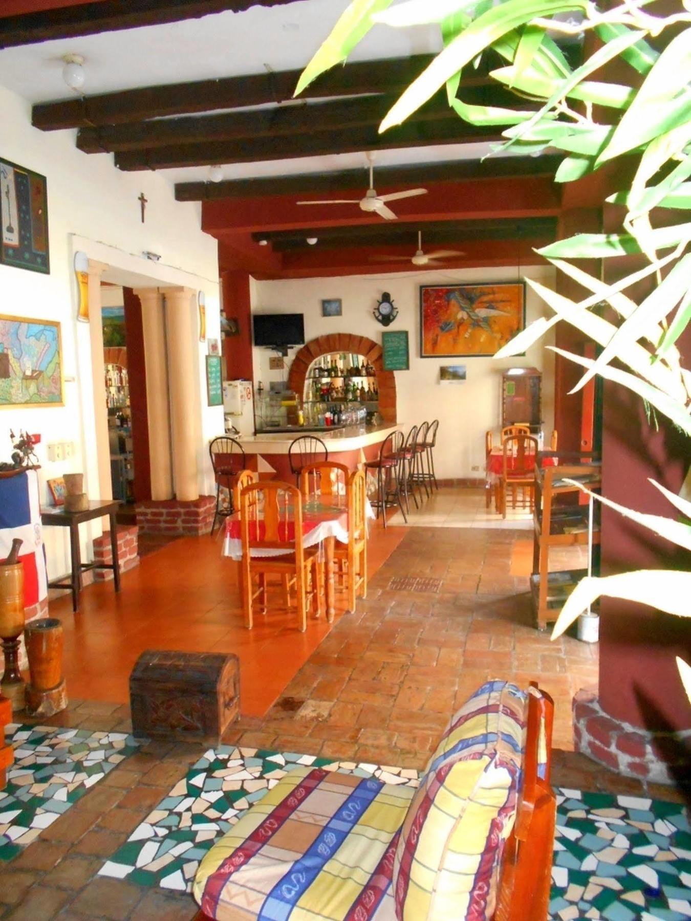 Hostal Condo-Parque Santo Domingo Bagian luar foto