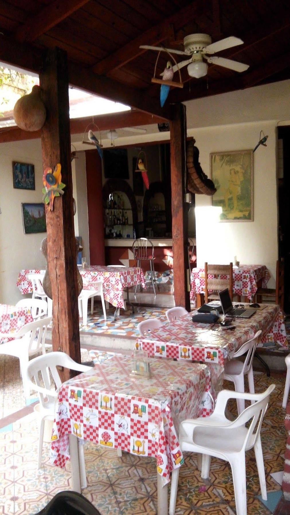 Hostal Condo-Parque Santo Domingo Bagian luar foto