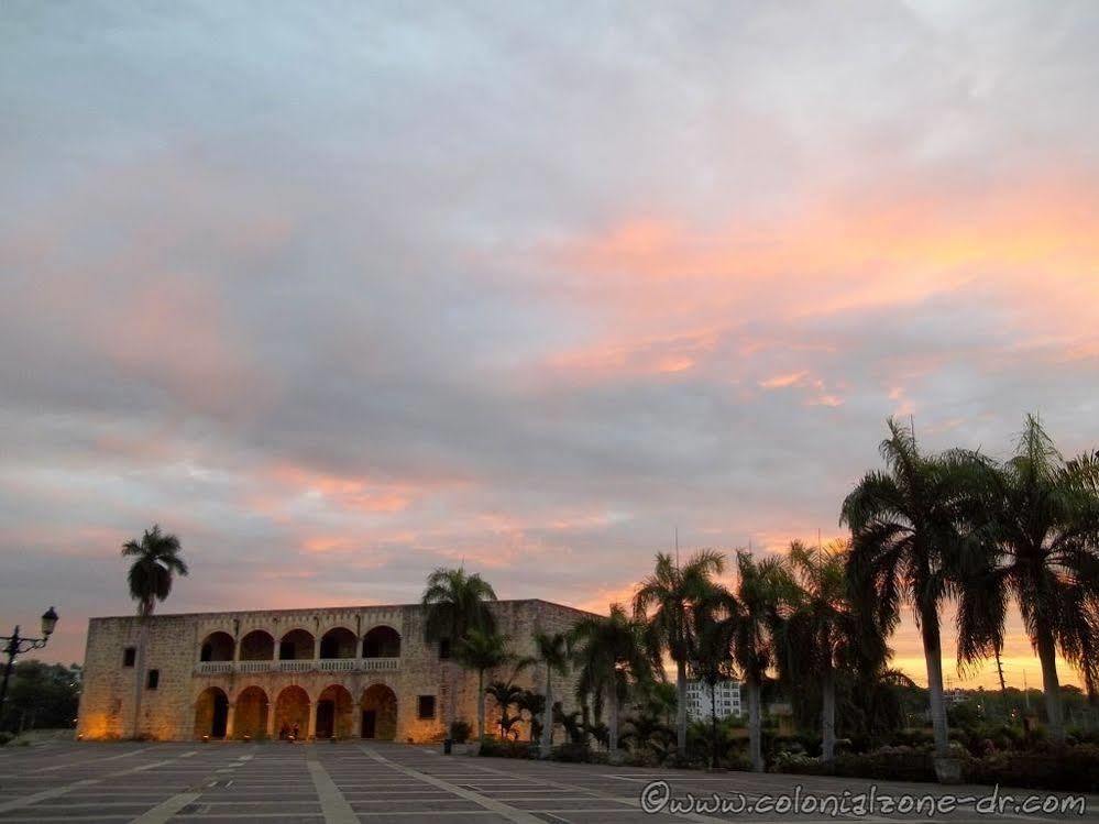 Hostal Condo-Parque Santo Domingo Bagian luar foto