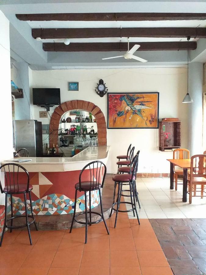 Hostal Condo-Parque Santo Domingo Bagian luar foto